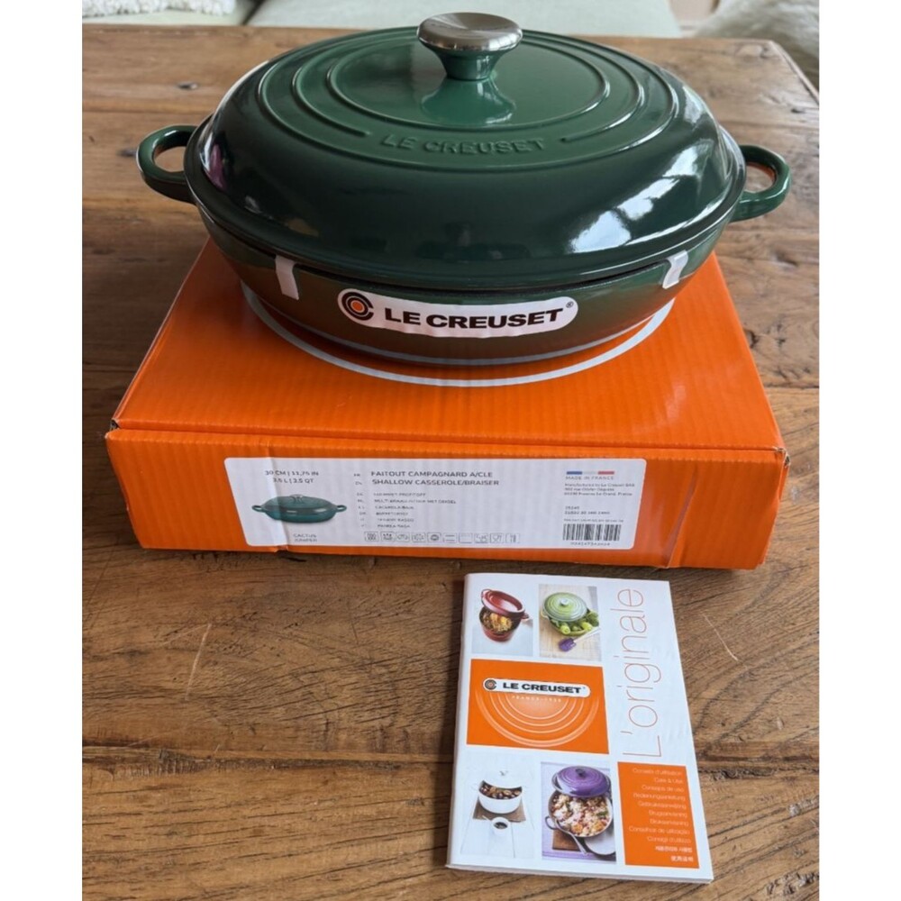 Le Creuset Signature Enameled Cast Iron Shallow Braiser 3.5 qt 11.75" Cactus NEW